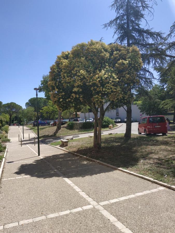 Sejour Evasion A Uzes Apartment Ngoại thất bức ảnh
