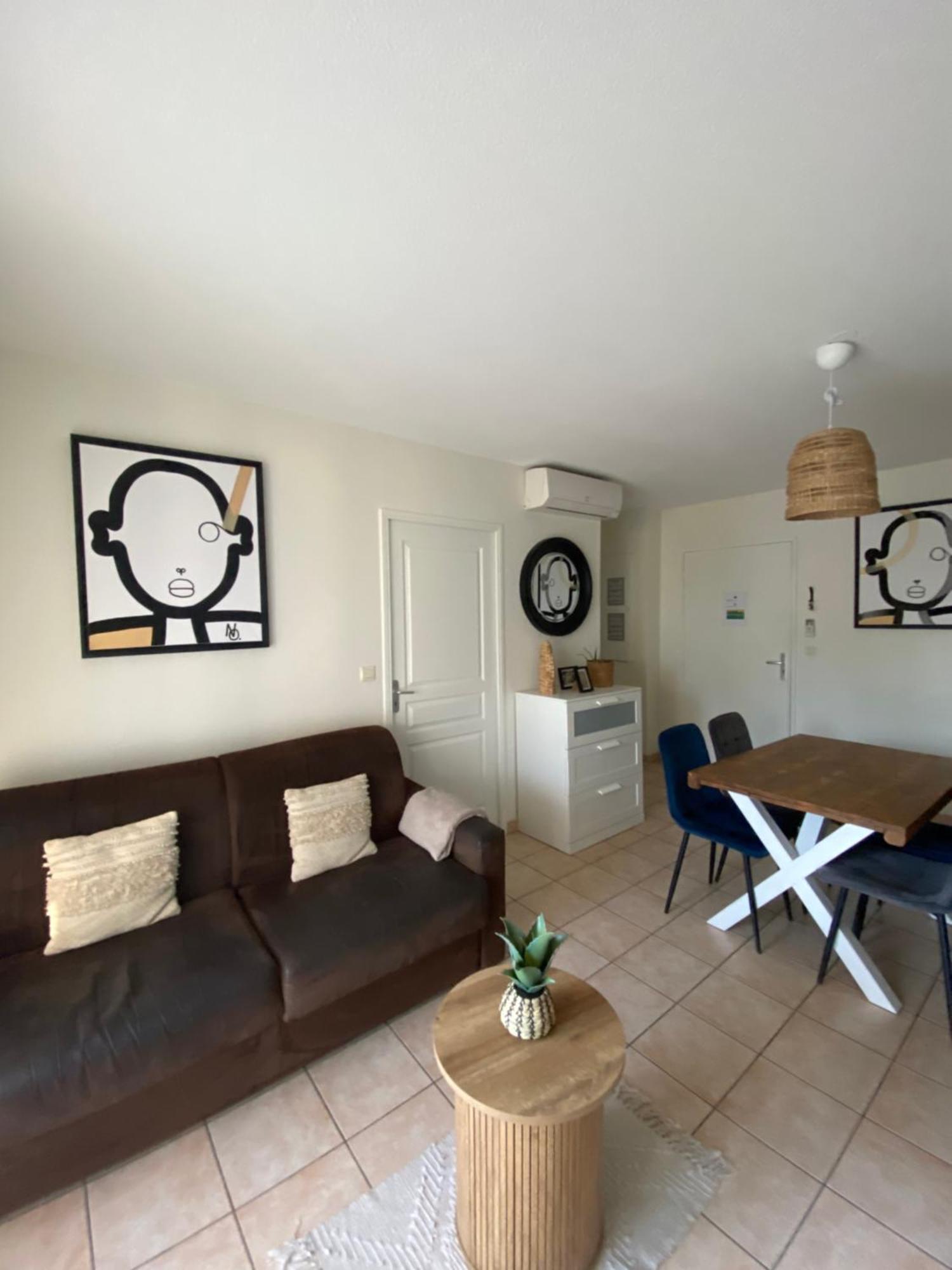 Sejour Evasion A Uzes Apartment Ngoại thất bức ảnh