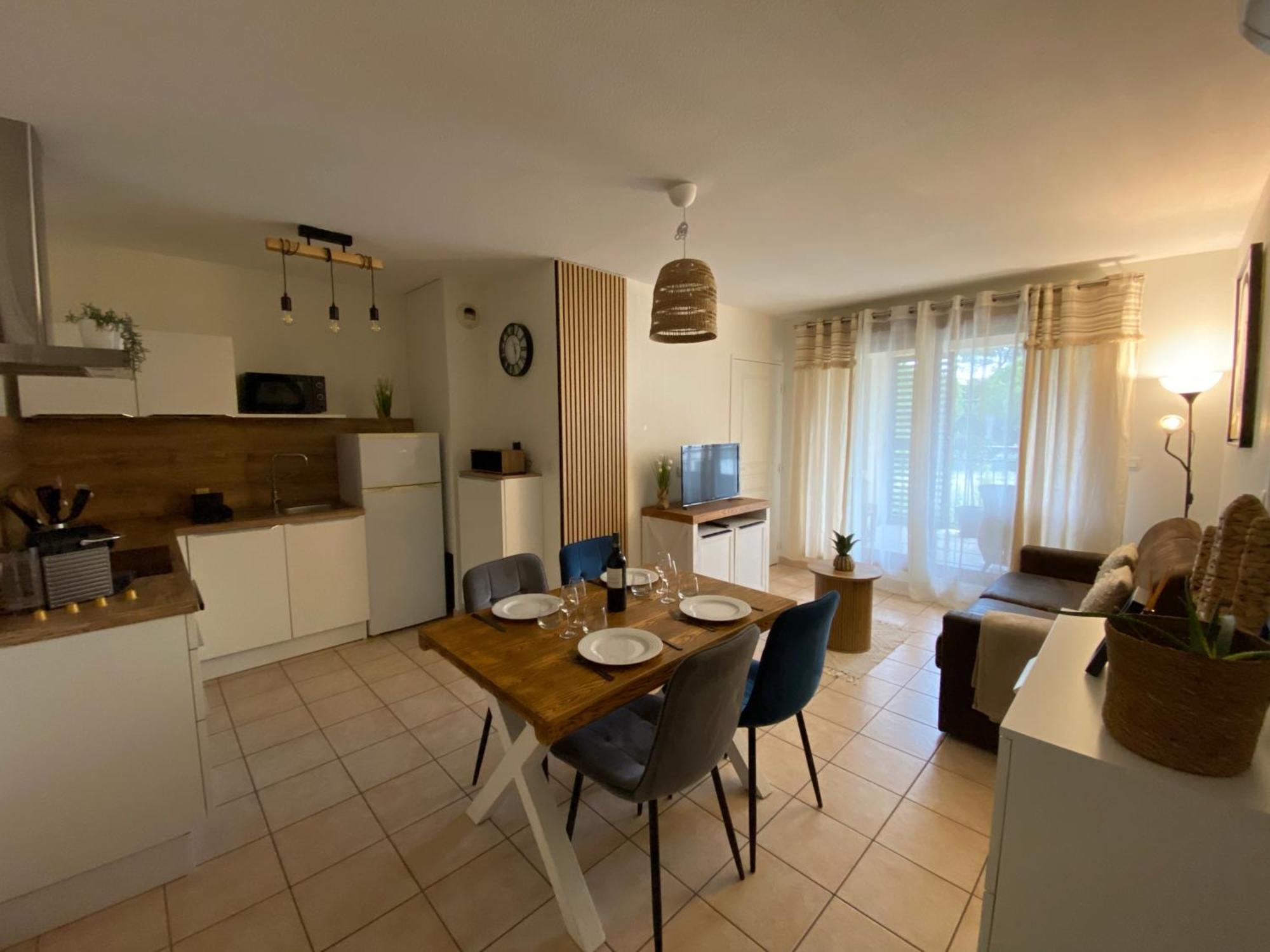 Sejour Evasion A Uzes Apartment Ngoại thất bức ảnh